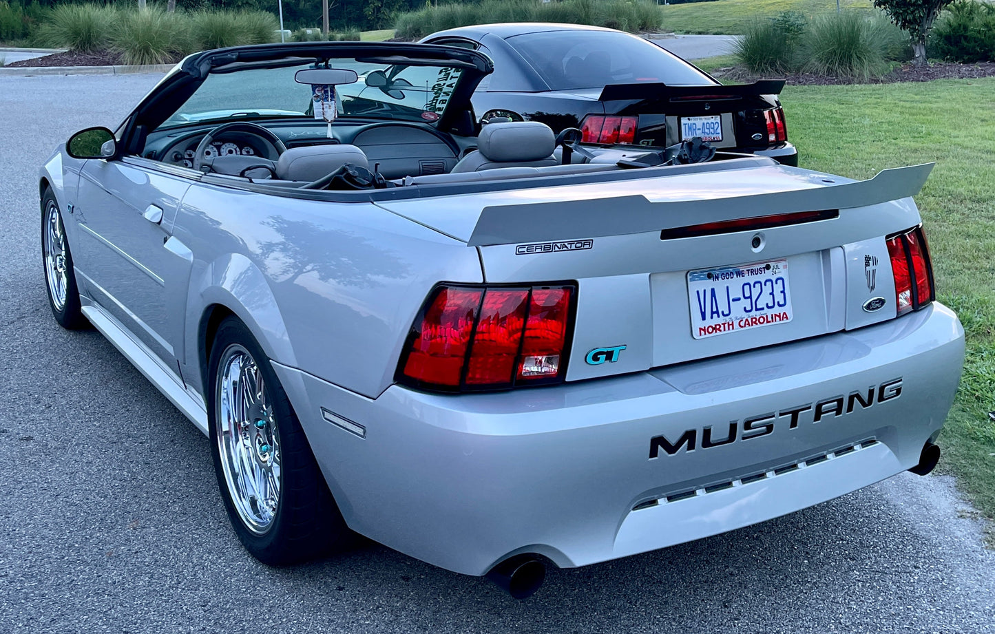 1999-2004 Mustang Ducktail Spoiler (Beadless Version)